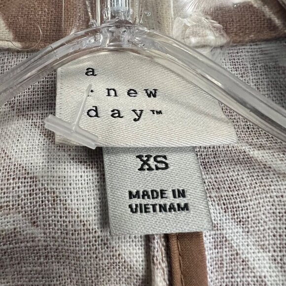 A New Day Women's Zebra Print Single Button Blazer Tan/White Size XS - Picture 8 of 9